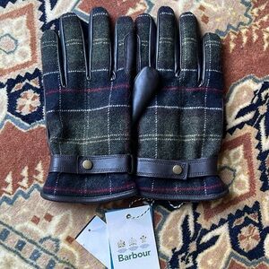 Barbour Newbrough Tartan Gloves- New with Tags!